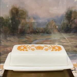 Pyrex Butterfly Gold Butter Dish Vintage